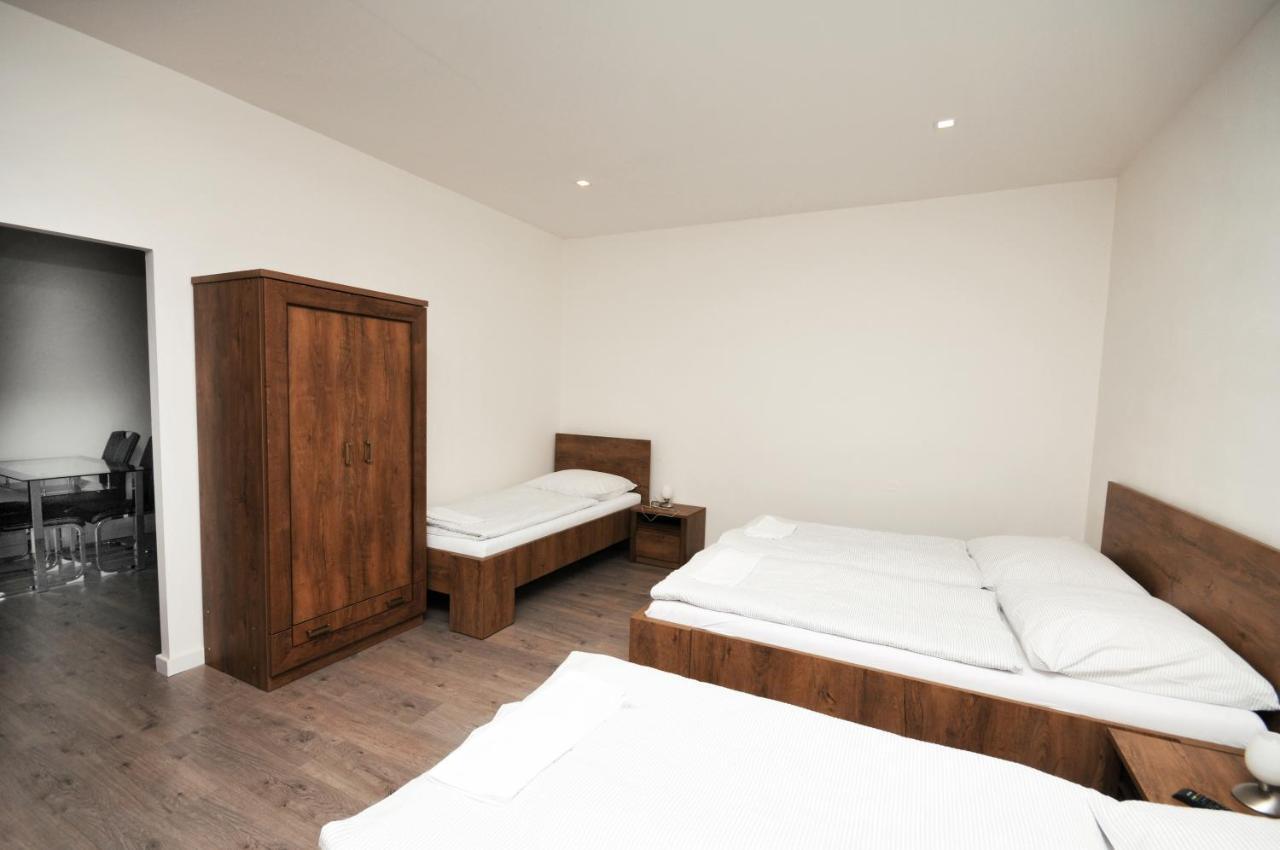 Apartmany Mojzitov Dvor Lucenec Bagian luar foto